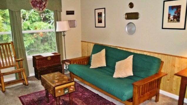Egret living room at Creekside Inn and Resort